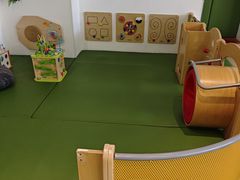 -乐融婴幼儿成长中心(四季青校区)