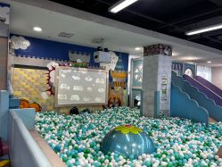 -孩子王童乐园(成都海滨城店)