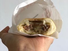 -鲍师傅糕点(西站店)