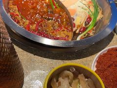 -茅草房·河畔园林火锅