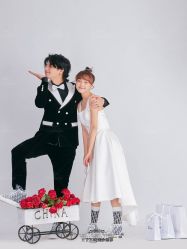 -王子宫殿婚纱摄影(环山路总店)