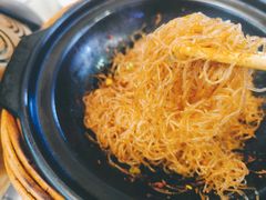 -阿瓦山寨·湘菜现炒·剁椒鱼头王(咸阳总店)