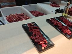 -牛里牛气· 榴莲海鲜鲜牛肉自助火锅·烤肉(横岗店)