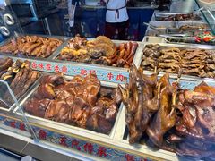 -老鼎万春卤菜(五代传承创始老店)