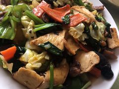 -华龙特色大骨鸡农家菜馆