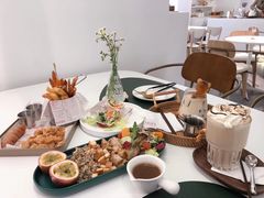 -露露家咖啡店