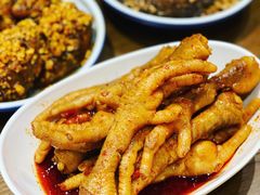 -二孃鸡爪爪(东风路总店)