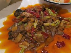 -严记小天府酸菜鱼(西四路店)