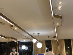 -港丽餐厅(高德置地店)