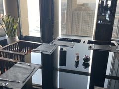 -唐拉雅秀酒店-西锦汇空中BBQ·思创餐厅