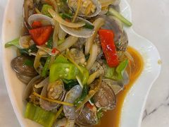 -覃记海鲜美食餐厅