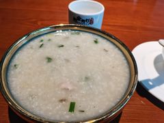 皮蛋瘦肉粥-粥全粥到海鲜家常菜·海肠捞饭(嫩江路店)