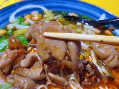 -砖头卤味