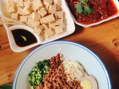泉水豆腐-源一咖啡馆(麒麟巷步行街店)