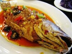 干烧黄鱼-鸿宾楼(展览馆路店)