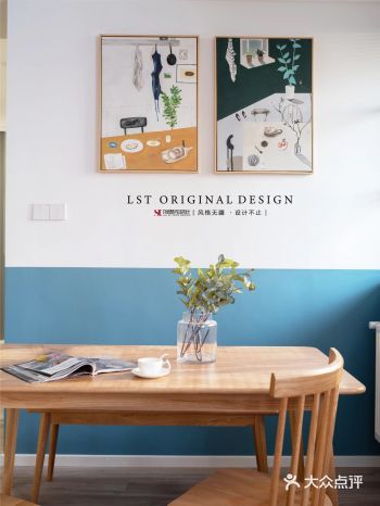 雾霾蓝将墙面进行分色,在彰显自由个性的同时