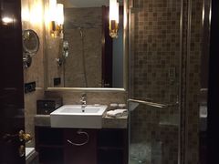 -东北大厦酒店(沈阳北站青年大街店)