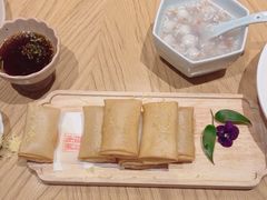 -荷风细雨·中国茶宴(世纪大道店)