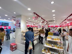 -赵一鸣零食(江苏南京福园街店)