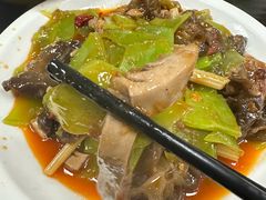 -曾氏肥肠馆(凯瑞雅居店)