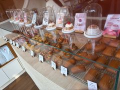 -VERIE BAKEHOUSE