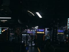 -路边边.炒菜烧烤.音乐餐厅(良乡长虹店)