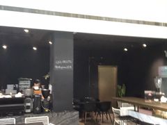 -UNI UNI(环亚凯瑟琳店)