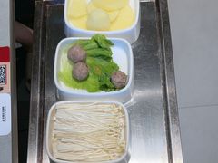 -宴全牛粤来越牛潮汕鲜牛肉火锅(海州万达广场店)