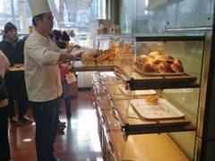 面包甜点陈列柜-新侨三宝乐面包店(崇文门店)