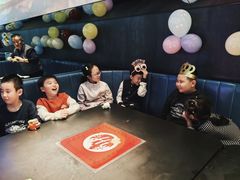 -海底捞火锅智慧餐厅(中骏世界城店)