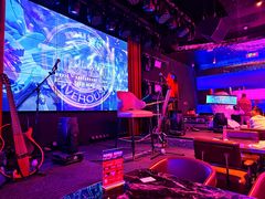 舞台-108·公社·创意餐厅·LIVE HOUSE(李公堤店)