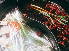 -钢管厂五区小郡肝串串香(奥克斯广场锦城万达店)