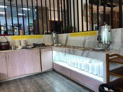 -小牛叔鲜切牛肉·火锅·烤肉自助(公济桥路店)