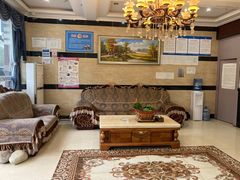 -龙宇酒店(龙平路地铁站店)