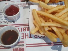-The Habit Burger Grill 哈比特汉堡(复兴soho店)