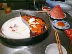 -朱光玉火锅馆(小寨原力场店)