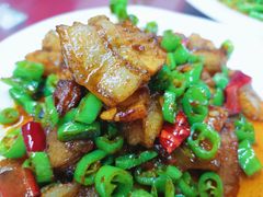 杭椒五花肉-兴国苑酒店