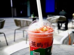 冰淇淋草莓老虎斑-茶屿水果茶(太古里店)