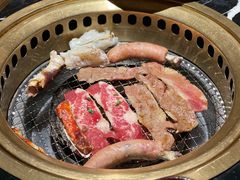 -山川小町·极番烧肉(新地假日广场店)