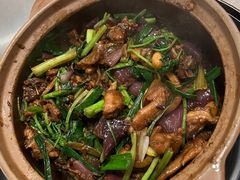 -胡须佬鸡煲四季火锅店(石厦西村直营店)