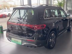 -天津波士信达奔驰4S店(卫津南路店)