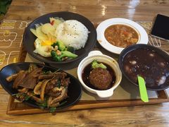 -海盗虾饭·剥好的小龙虾饭(SOHO尚都店)
