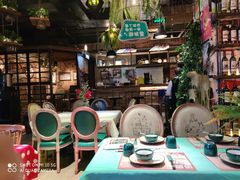 -胡桐里音乐酒馆(孝南店)