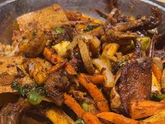 -嘎嘎鸭下巴·爆辣干锅(明教寺店)