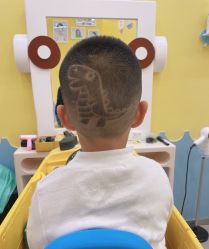 -爆米花儿童美发乐园