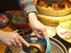 -吃饭皇帝大土家民族菜(正大广场店)