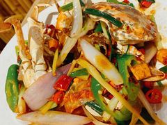 -三亚火车头万人海鲜广场