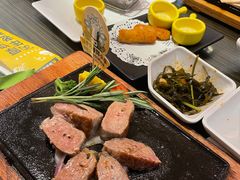 -豪客来牛排(府河店)