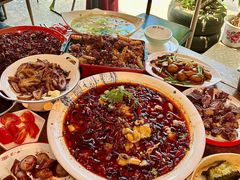 -老鼎万春卤菜(五代传承创始老店)