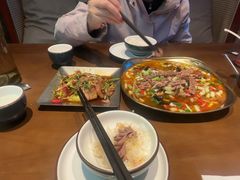 -三叔特色自贡菜(中海国际店)